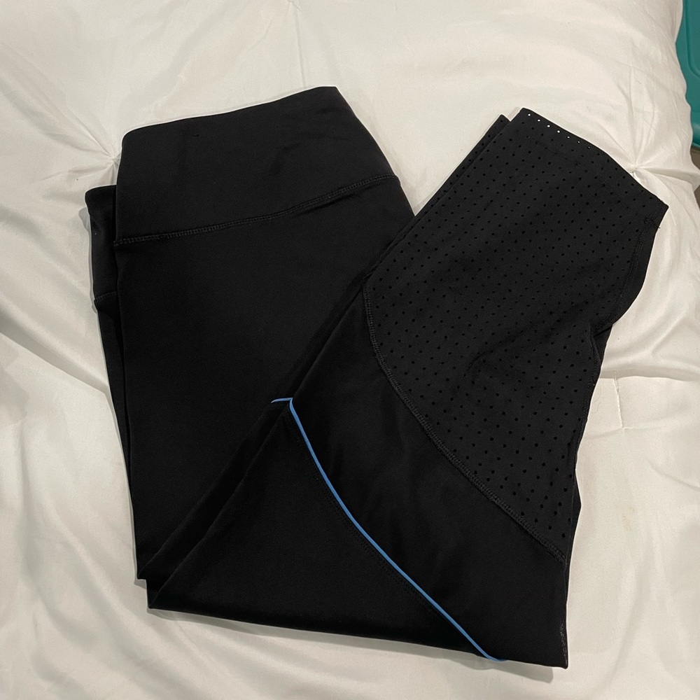 Avia crop leggings with mesh bottoms